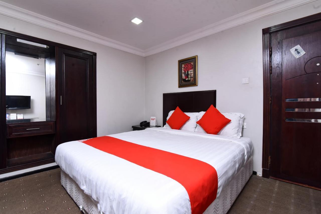 Oyo 411 Moon Hotel Dammam Habitación foto